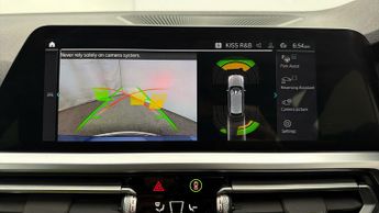 BMW 3 Series 330E SE PRO