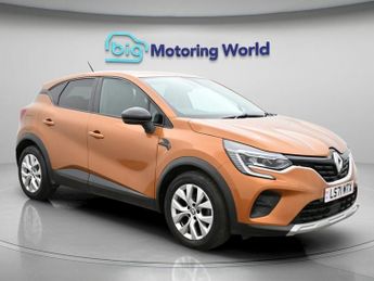 Renault Captur ICONIC TCE