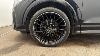 Audi Q2 TFSI S LINE BLACK EDITION