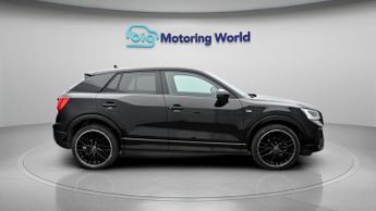 Audi Q2 TFSI S LINE BLACK EDITION