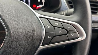 Renault Arkana ICONIC E-TECH