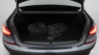 BMW 3 Series 330E M SPORT