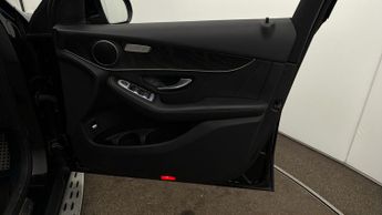 Mercedes-Benz GLC GLC 300 D 4MATIC AMG LINE PREMIUM