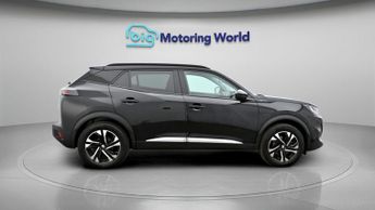 Peugeot E-2008 ALLURE PREMIUM