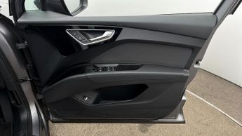 Audi Q4 e-tron SPORT