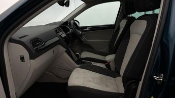 Volkswagen Tiguan ELEGANCE TSI DSG