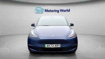 Tesla Model Y LONG RANGE AWD