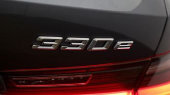 BMW 3 Series 330E M SPORT