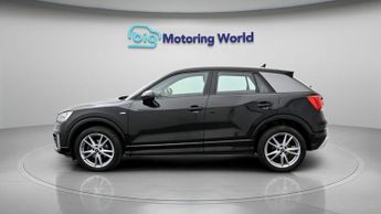 Audi Q2 TDI S LINE