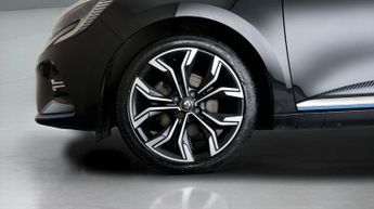 Renault Clio E-TECH LAUNCH EDITION