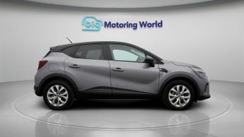 Renault Captur ICONIC EDITION E-TECH