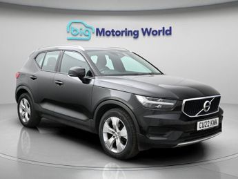 Volvo XC40 T3 MOMENTUM