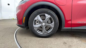 Ford Mustang Mach-E BASE