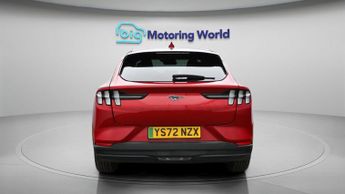 Ford Mustang Mach-E BASE