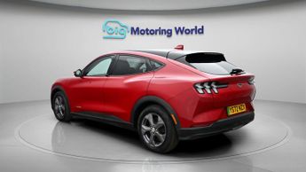 Ford Mustang Mach-E BASE