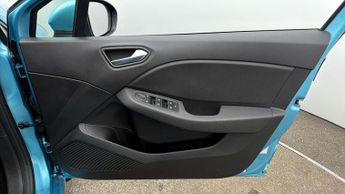 Renault Clio ICONIC EDITION E-TECH