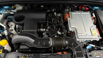 Renault Clio ICONIC EDITION E-TECH