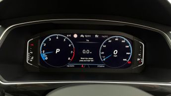 Volkswagen Tiguan R-LINE TSI DSG