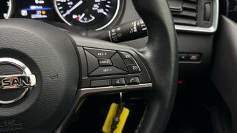 Nissan Qashqai DIG-T ACENTA PREMIUM DCT