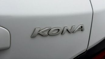 Hyundai KONA PREMIUM SE