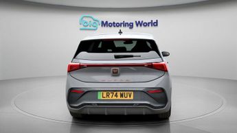 CUPRA Born V2