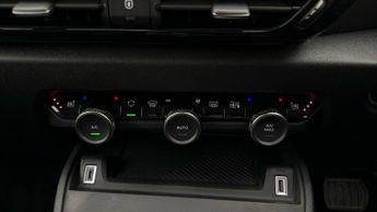 Citroen e-C4 SHINE PLUS