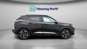 Peugeot E-2008 ALLURE PREMIUM PLUS