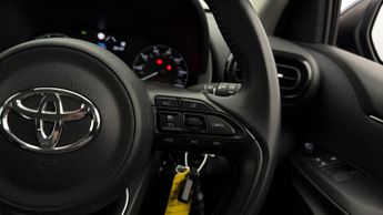 Toyota Yaris ICON
