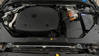 Volvo V60 RECHARGE T6 R-DESIGN AWD