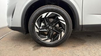 Nissan Qashqai DIG-T N-CONNECTA XTRONIC