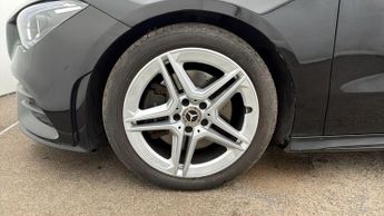 Mercedes-Benz CLA CLA 200 AMG LINE