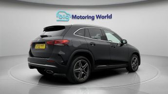 Mercedes-Benz GLA GLA 250 E AMG LINE