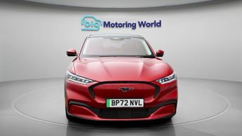 Ford Mustang Mach-E BASE