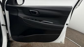 Hyundai BAYON T-GDI PREMIUM DCT