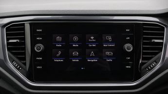 Volkswagen T-Roc R-LINE TSI EVO DSG