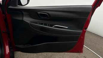 Hyundai BAYON T-GDI SE CONNECT DCT