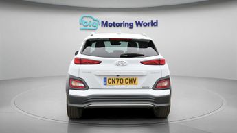 Hyundai KONA PREMIUM SE