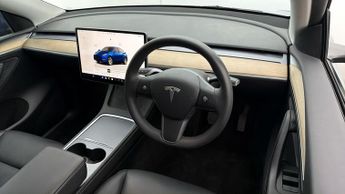 Tesla Model Y LONG RANGE AWD