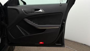 Mercedes-Benz GLA GLA 180 AMG LINE EDITION