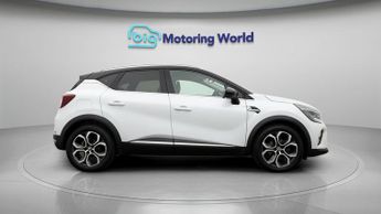 Renault Captur TECHNO E-TECH