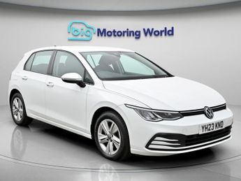 Volkswagen Golf LIFE TSI