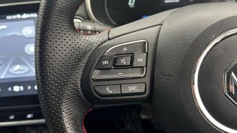 MG MG ZS TROPHY CONNECT