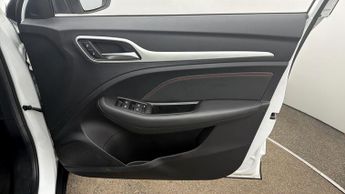 MG MG ZS TROPHY CONNECT