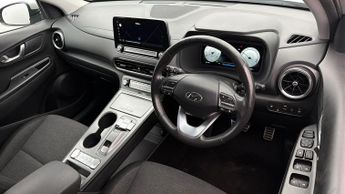 Hyundai KONA PREMIUM