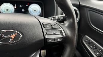 Hyundai KONA PREMIUM