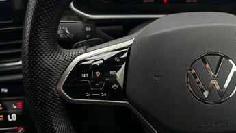 Volkswagen T-Roc R-LINE TSI DSG