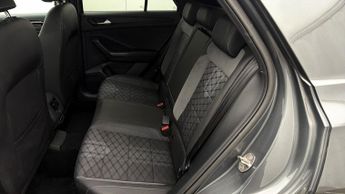 Volkswagen T-Roc R-LINE TSI DSG