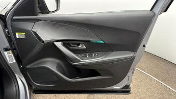 Peugeot E-2008 ALLURE PREMIUM PLUS
