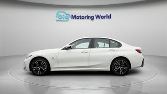 BMW 3 Series 330E M SPORT