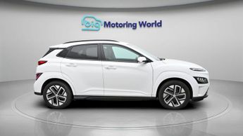 Hyundai KONA ULTIMATE